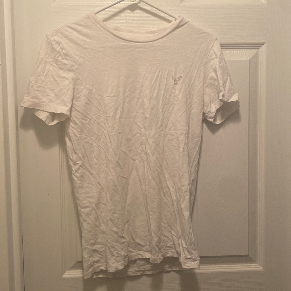 American Eagle tee